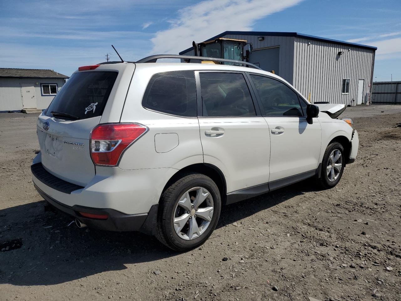 2015 SUBARU FORESTER