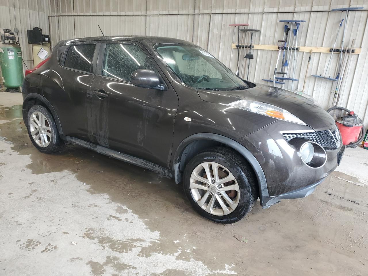 2011 NISSAN Juke