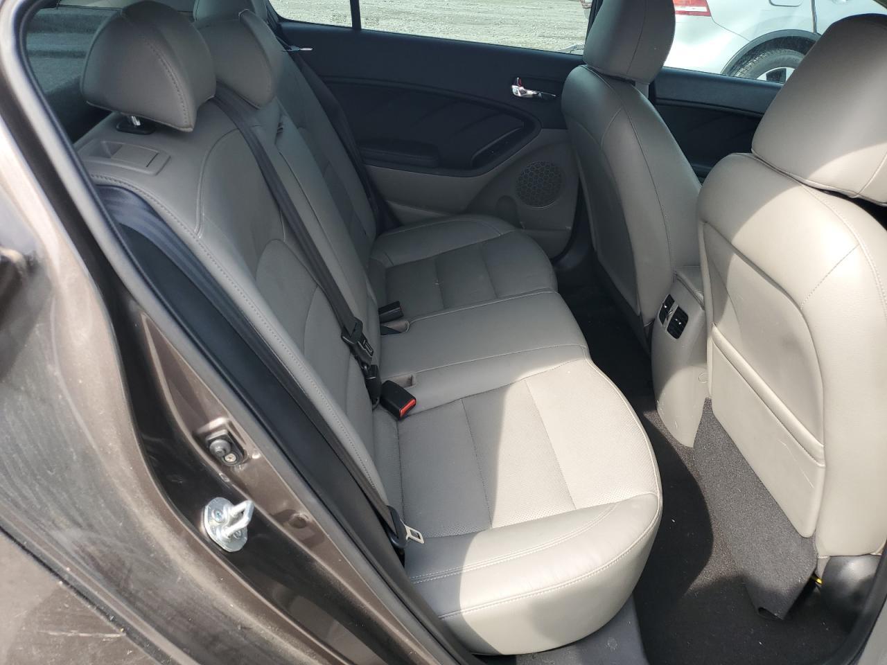 2014 KIA FORTE