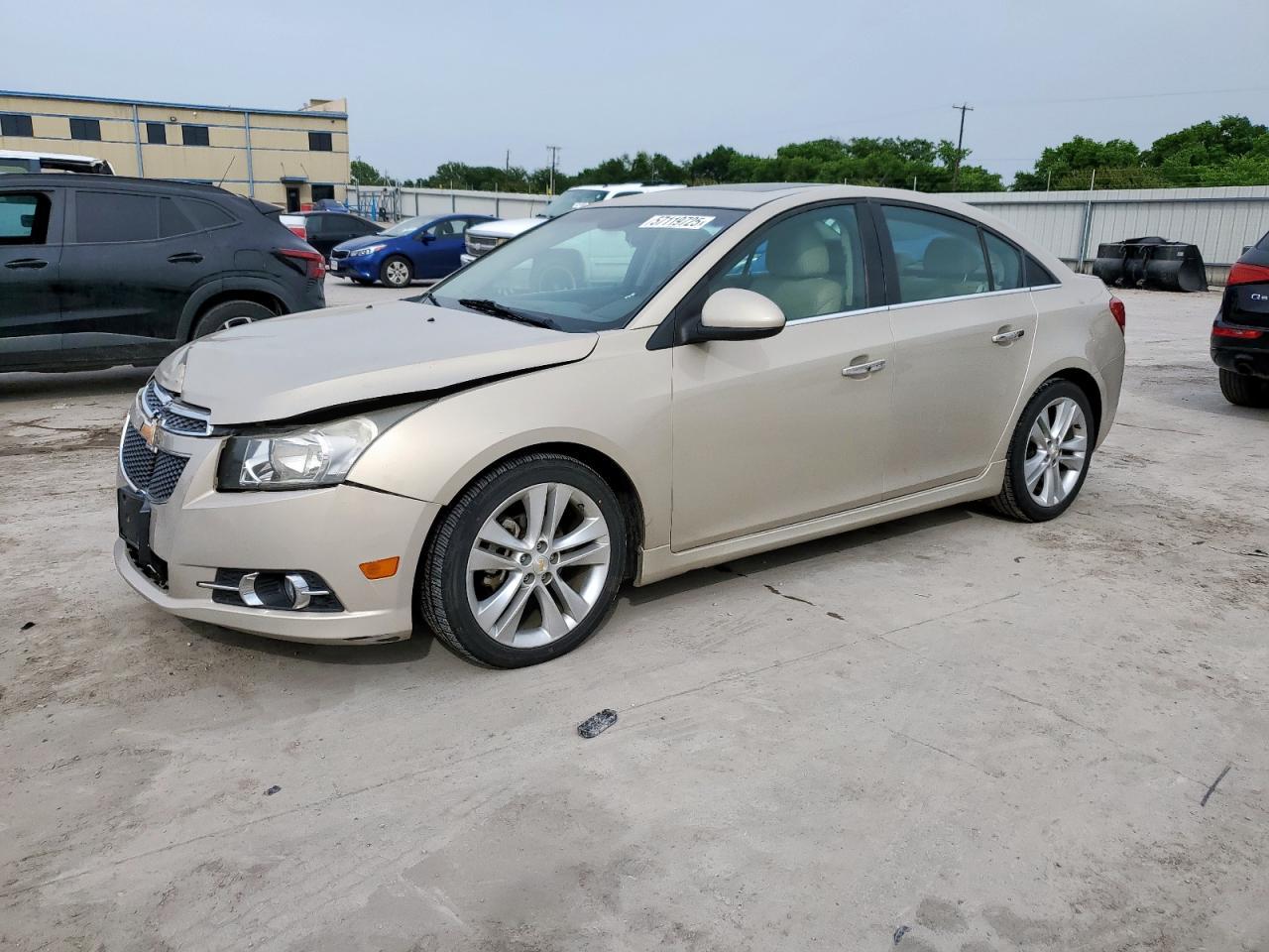 2011 CHEVROLET CRUZE