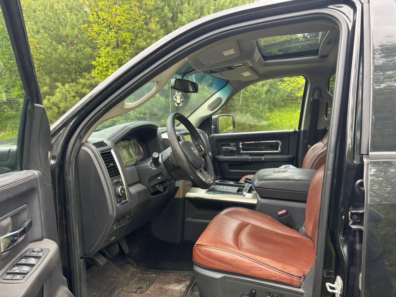 2011 DODGE RAM 1500