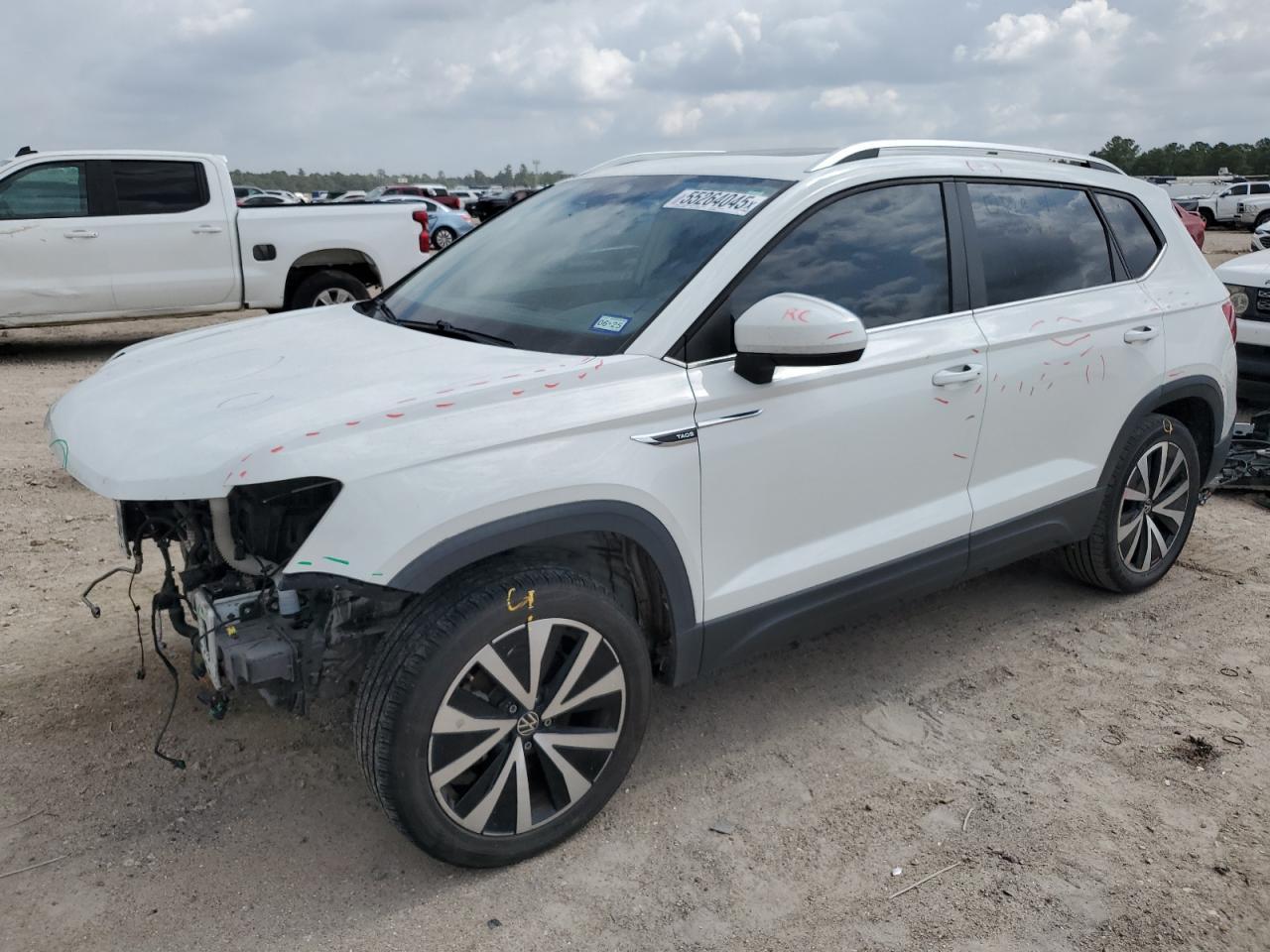 2022 VOLKSWAGEN Taos