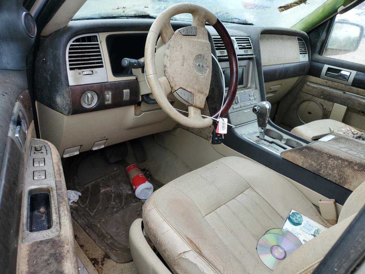 2005 LINCOLN Navigator