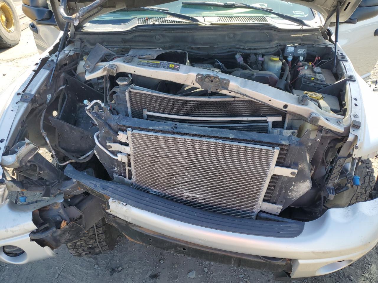 2004 DODGE Ram 2500