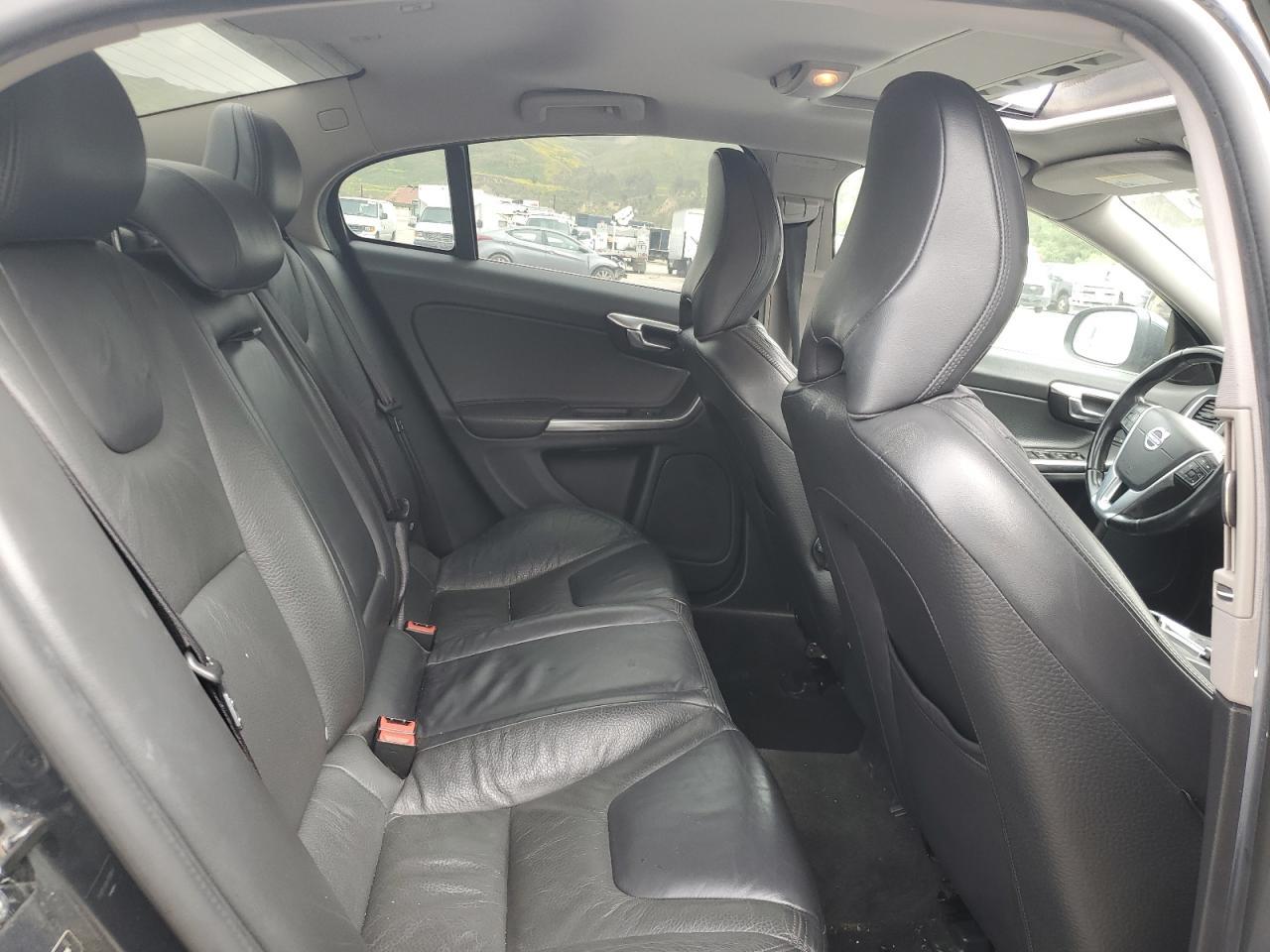2013 VOLVO