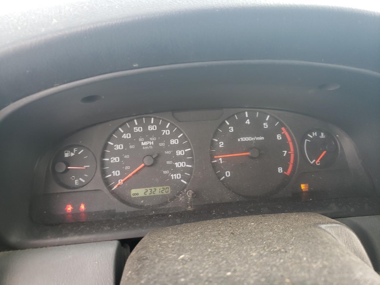 2001 NISSAN Frontier