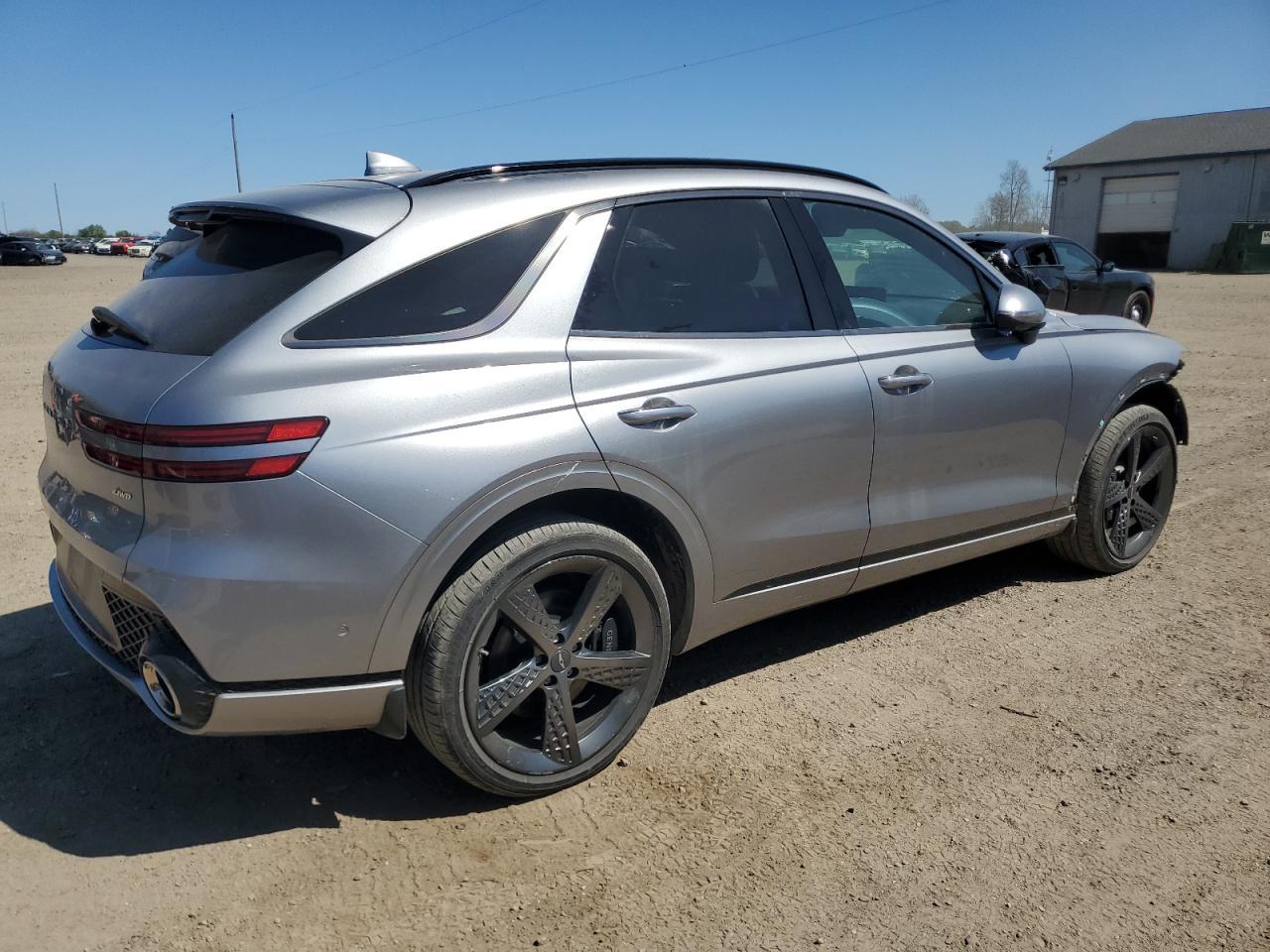 2024 GENESIS GV70