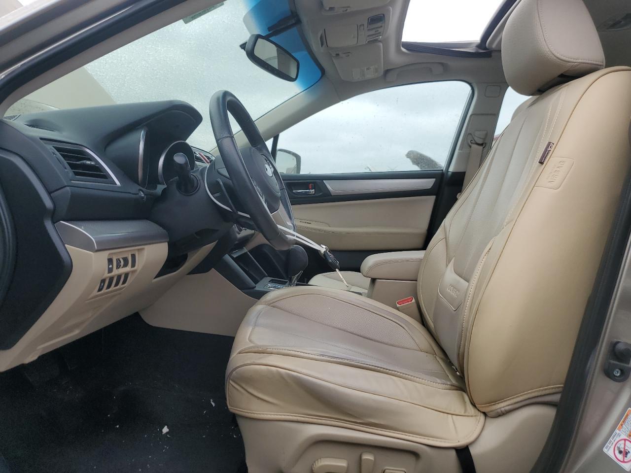 2015 SUBARU Legacy