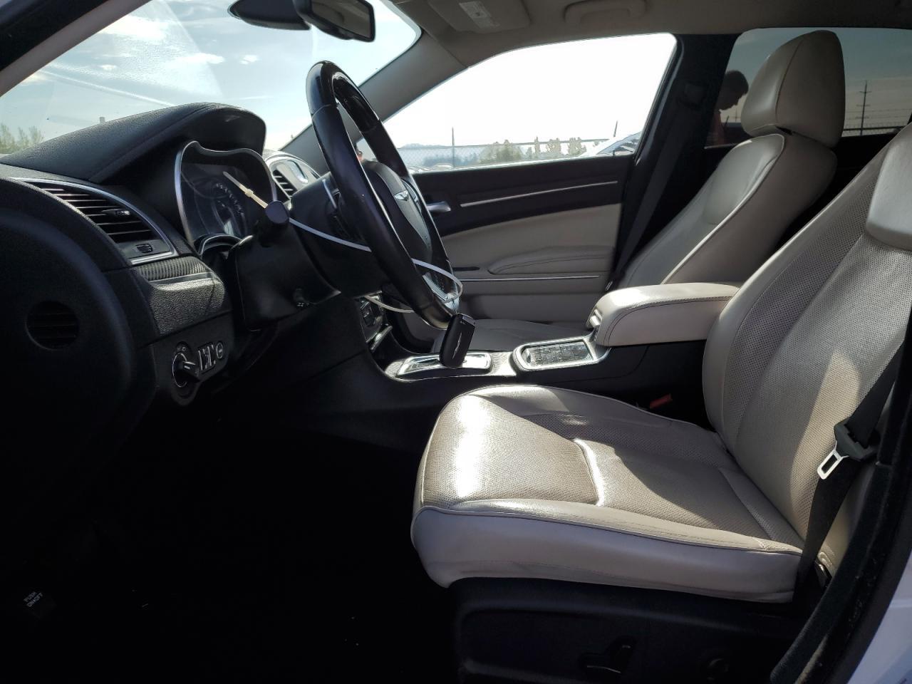 2015 CHRYSLER 300