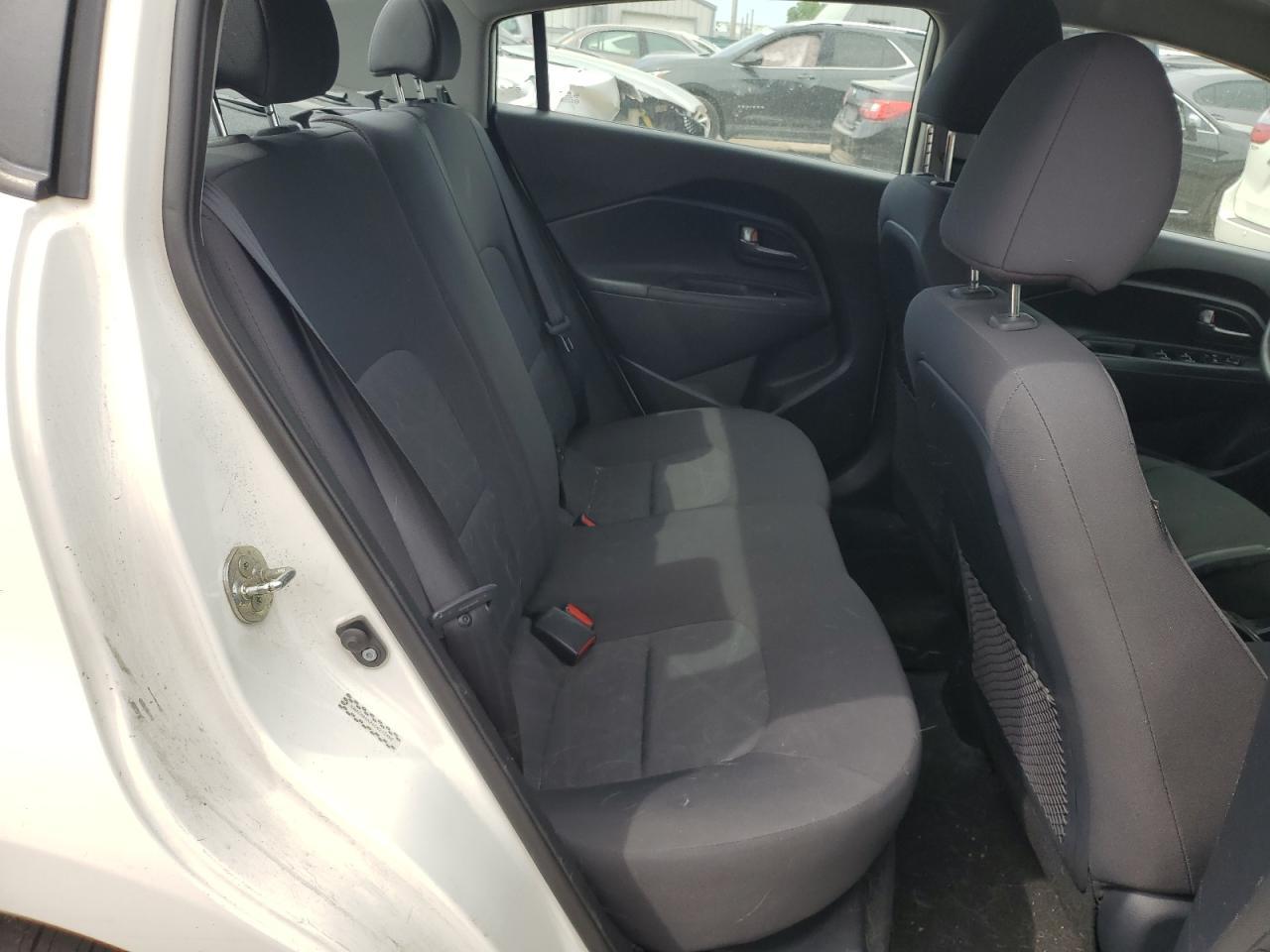 2013 KIA RIO