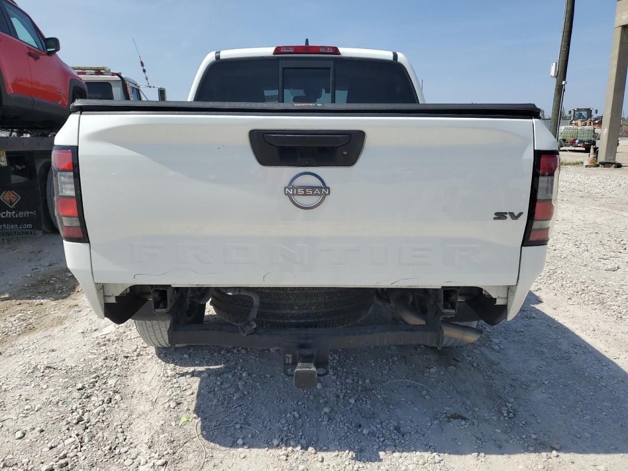 2022 NISSAN Frontier