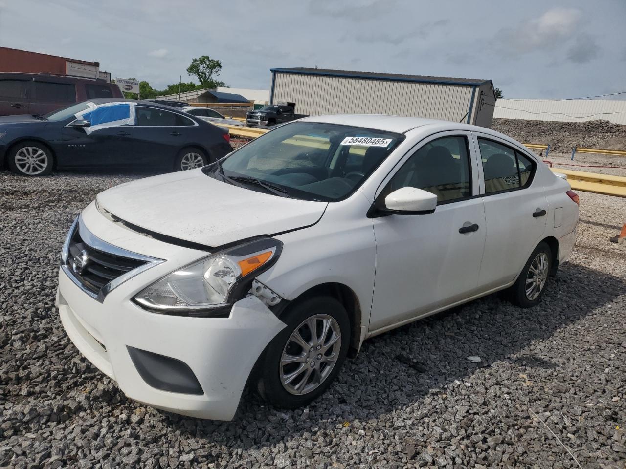 2017 NISSAN VERSA