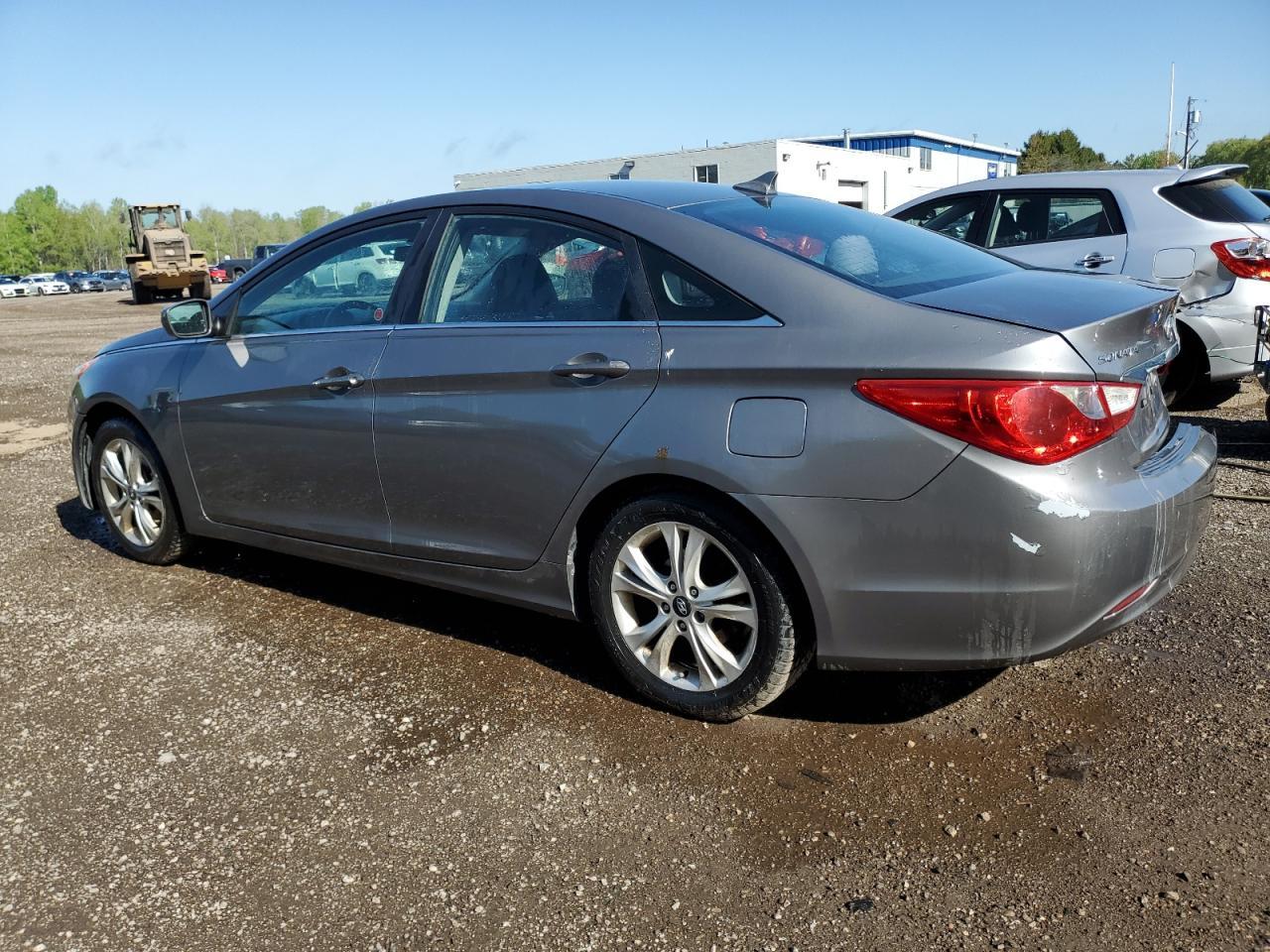 2011 HYUNDAI SONATA
