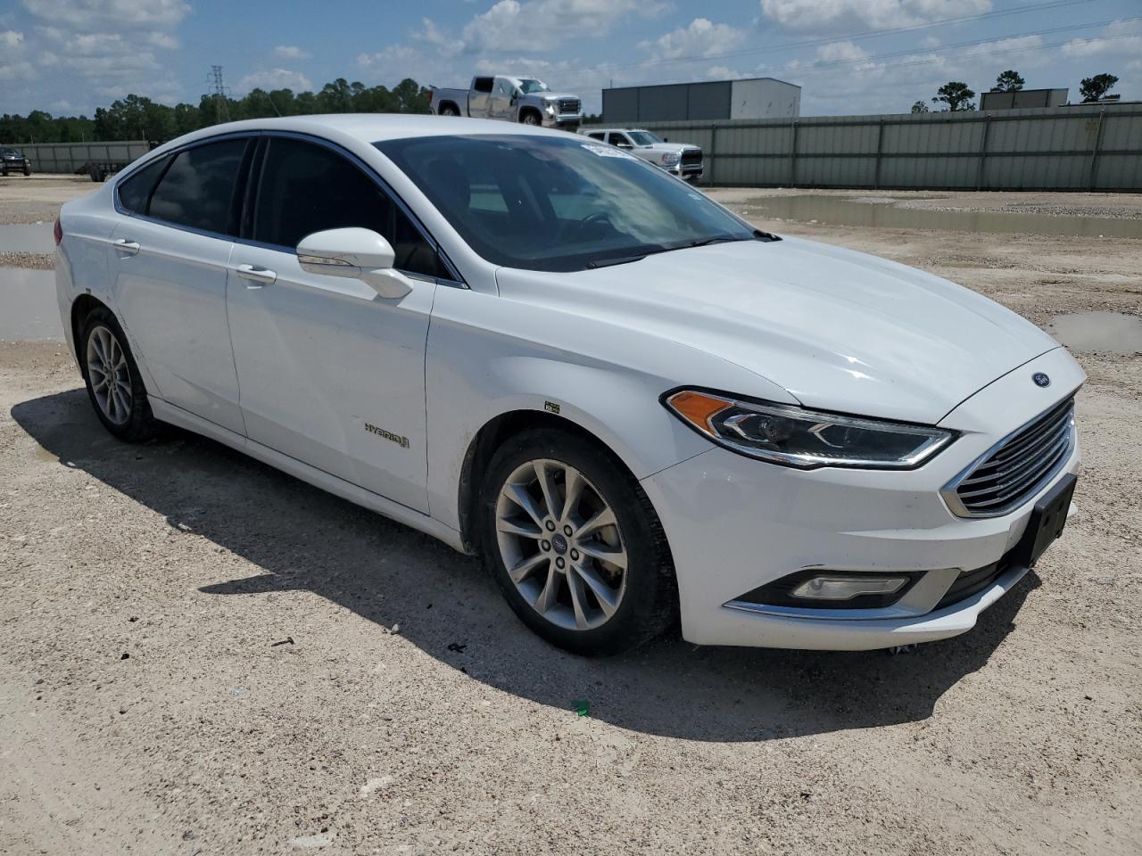 2017 FORD FUSION