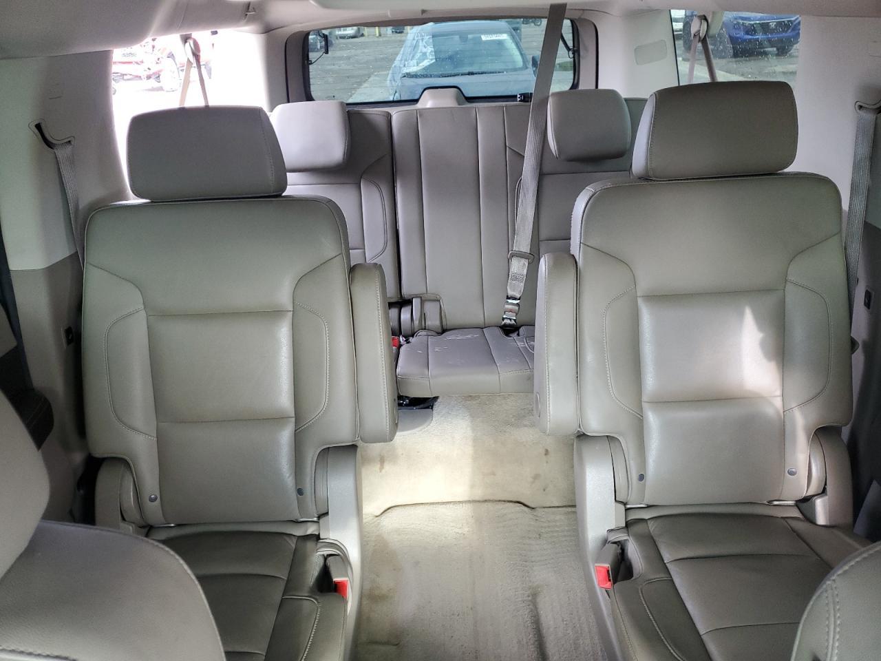 2015 CHEVROLET Suburban