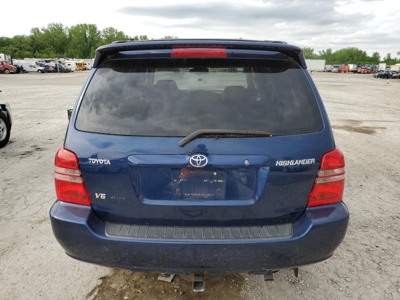 2003 TOYOTA HIGHLANDER