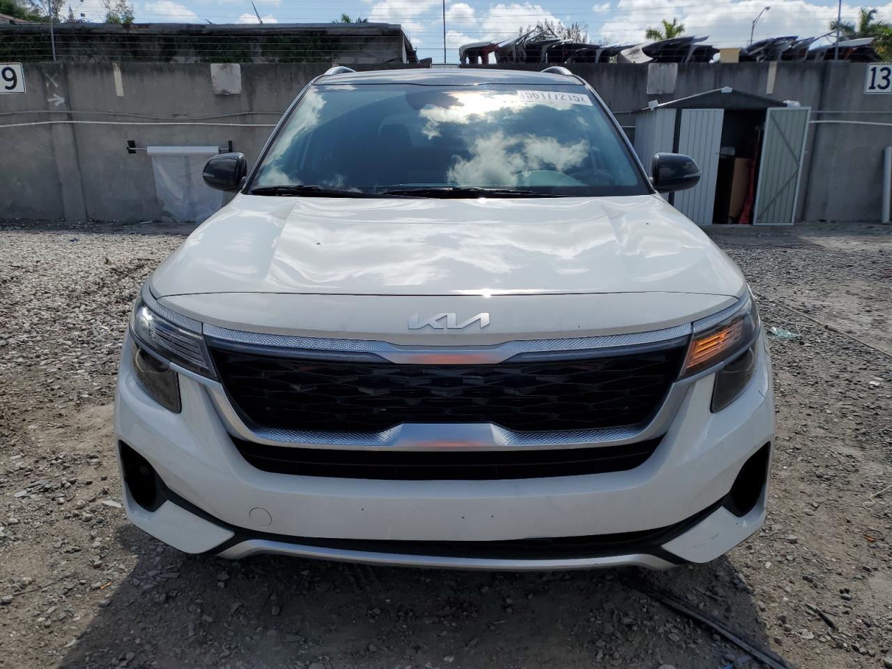 2023 KIA SELTOS