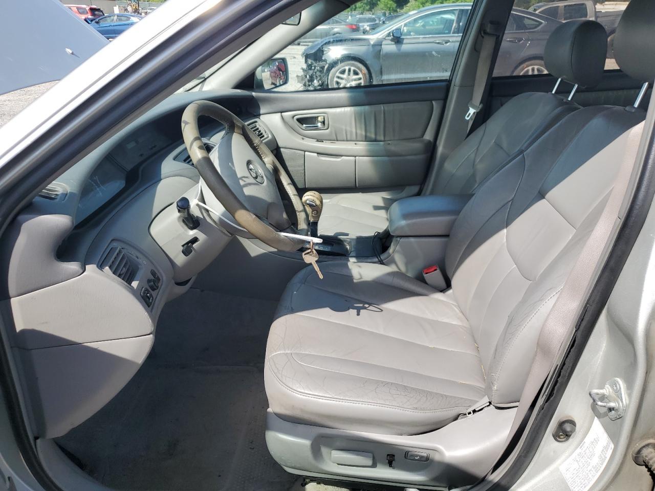 2002 TOYOTA Avalon