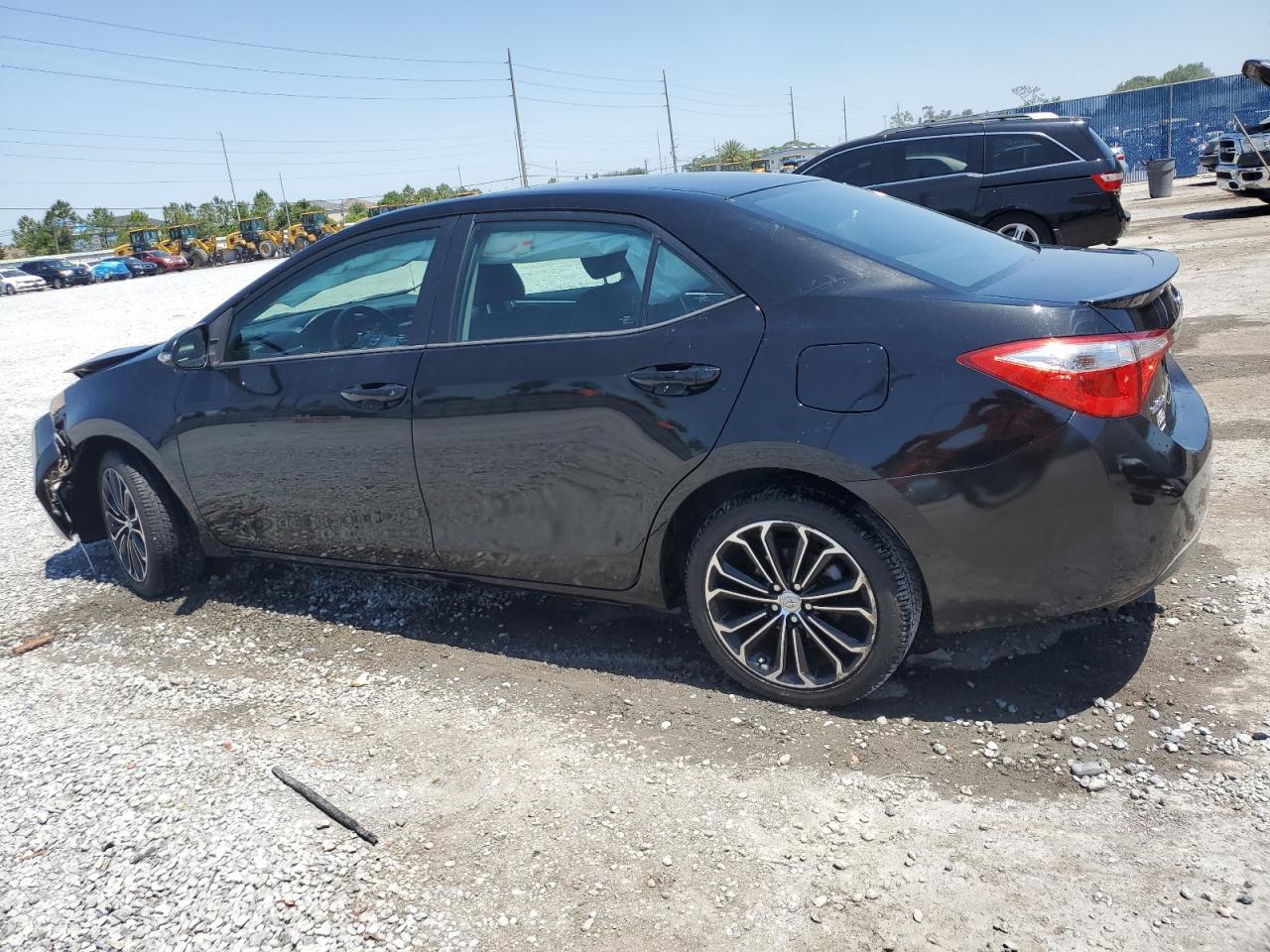 2015 TOYOTA COROLLA