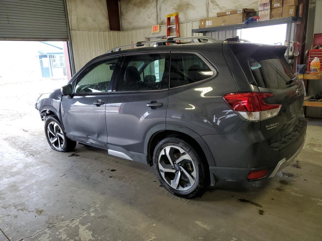 2024 SUBARU FORESTER
