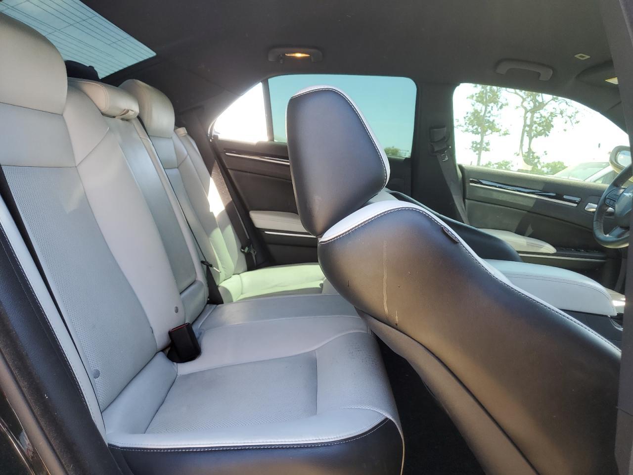 2021 CHRYSLER 300