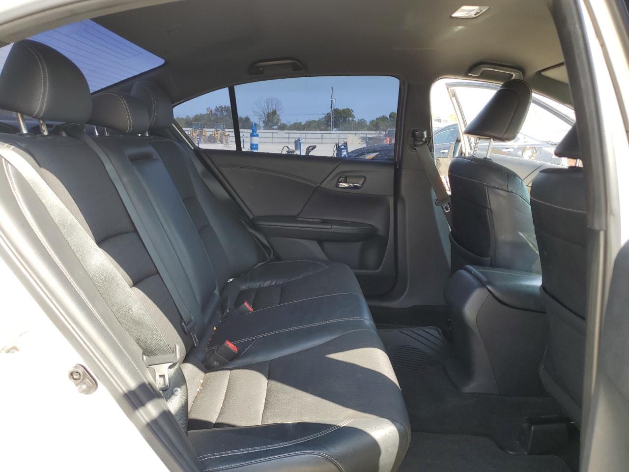 2016 HONDA ACCORD