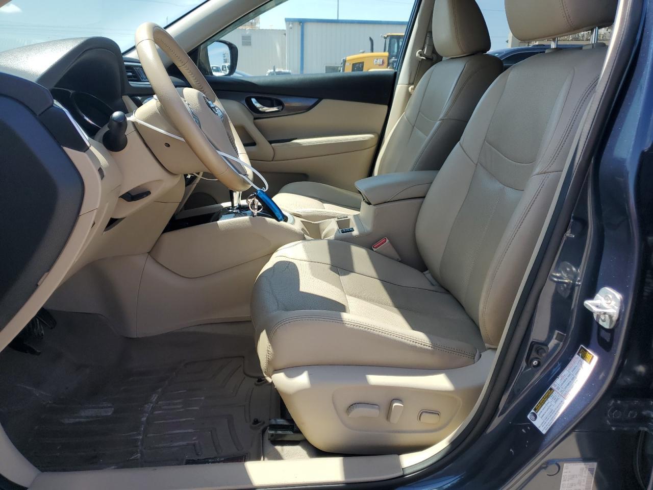 2015 NISSAN ROGUE