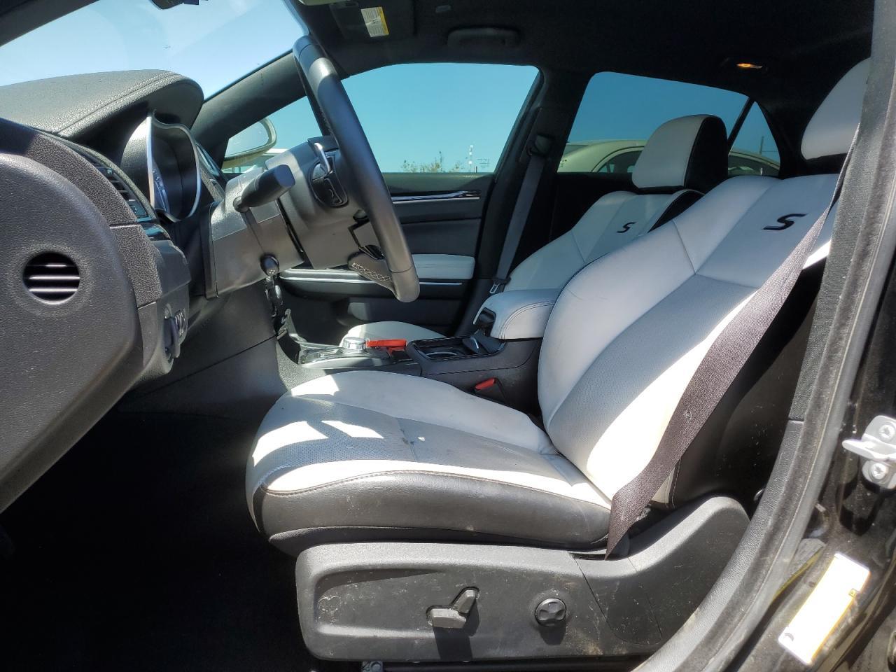 2021 CHRYSLER 300