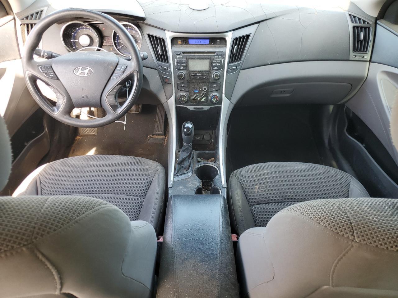 2011 HYUNDAI SONATA