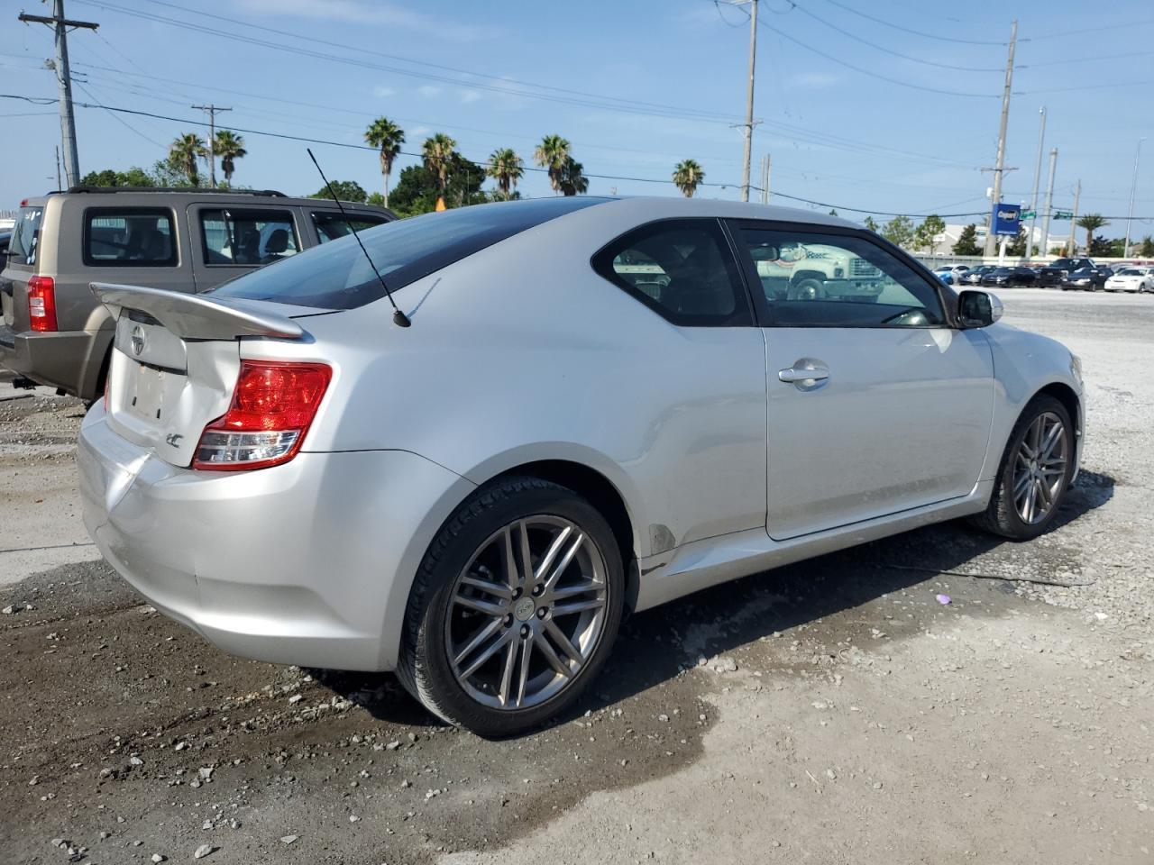 2012 TOYOTA SCION