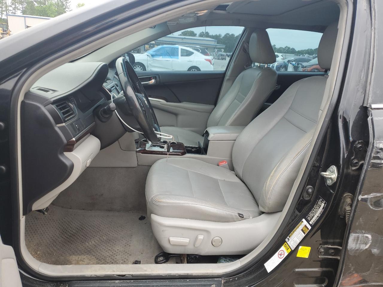 2014 TOYOTA CAMRY
