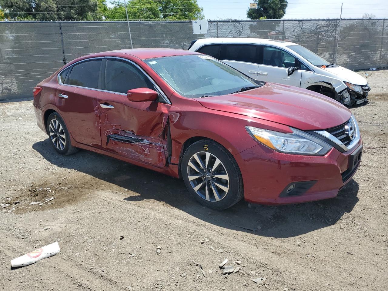 2017 NISSAN ALTIMA