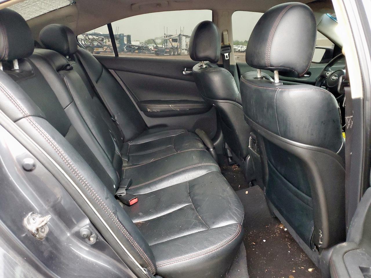 2009 NISSAN Maxima