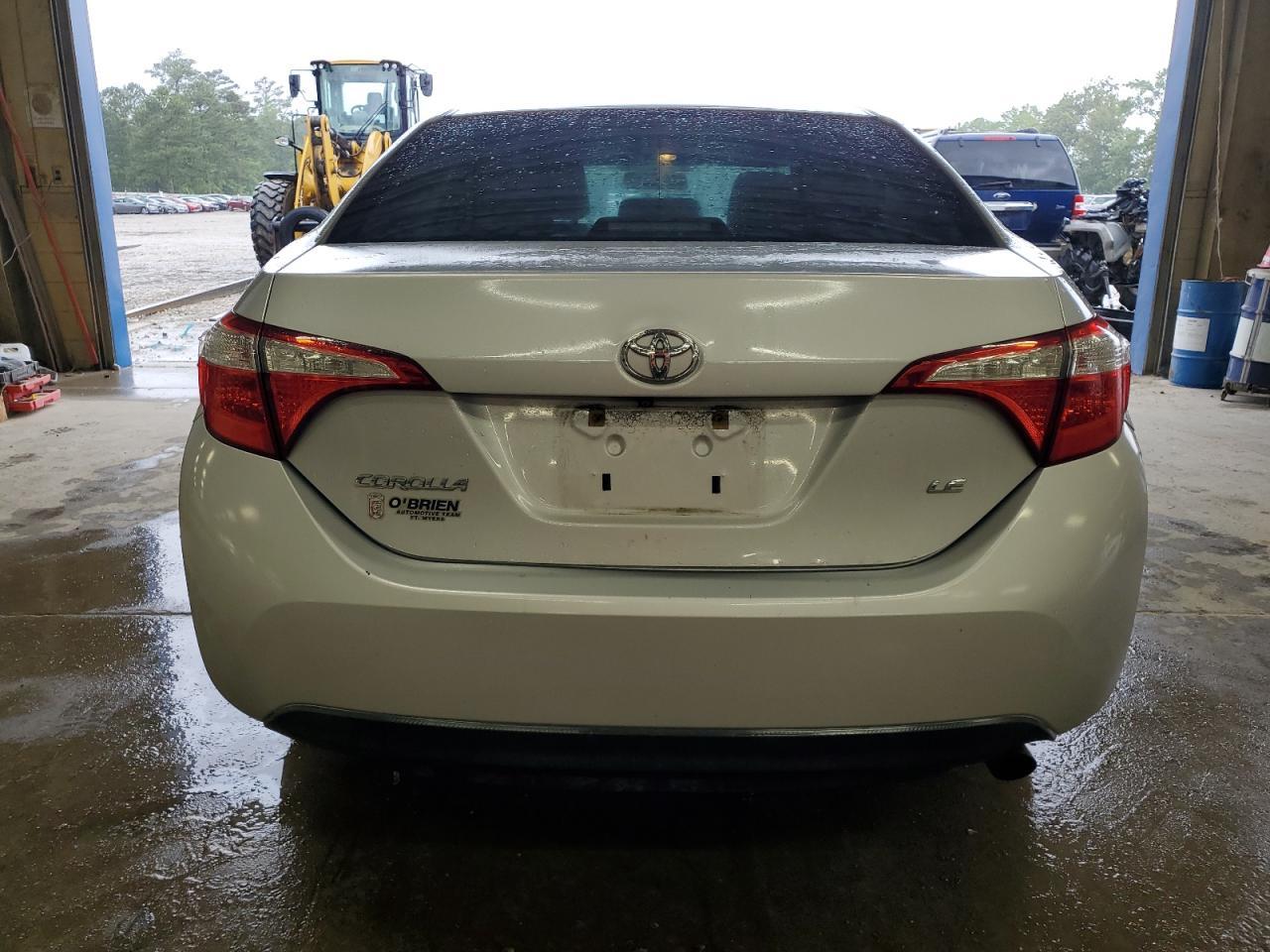 2015 TOYOTA COROLLA