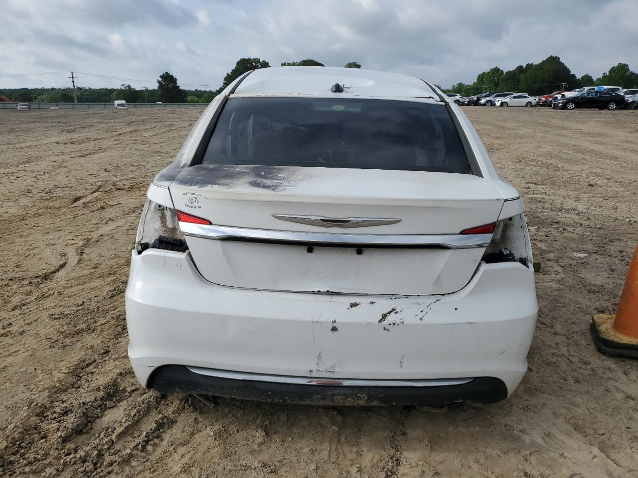 2013 CHRYSLER 200