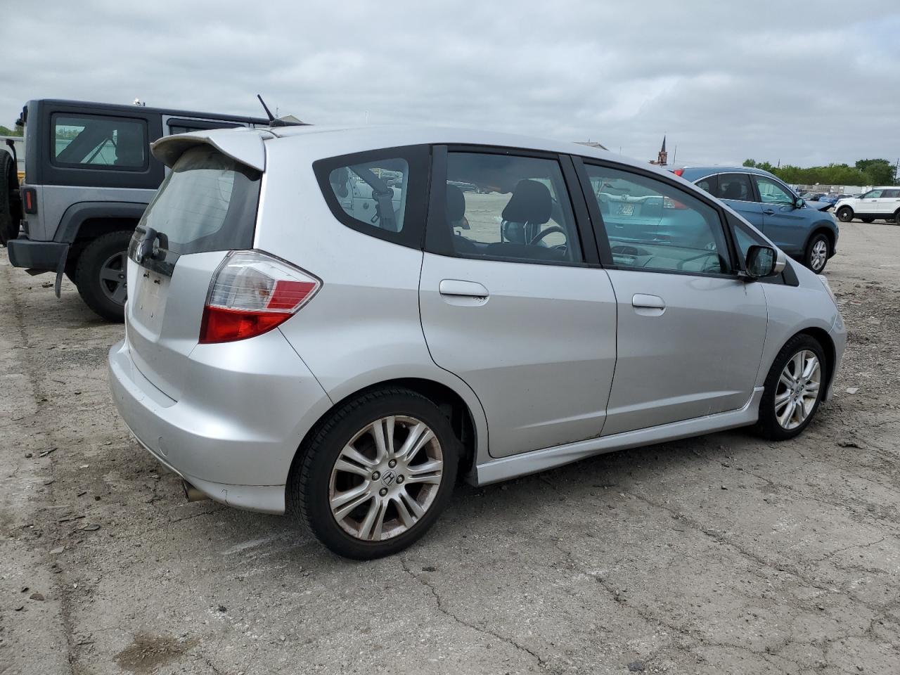2011 HONDA FIT