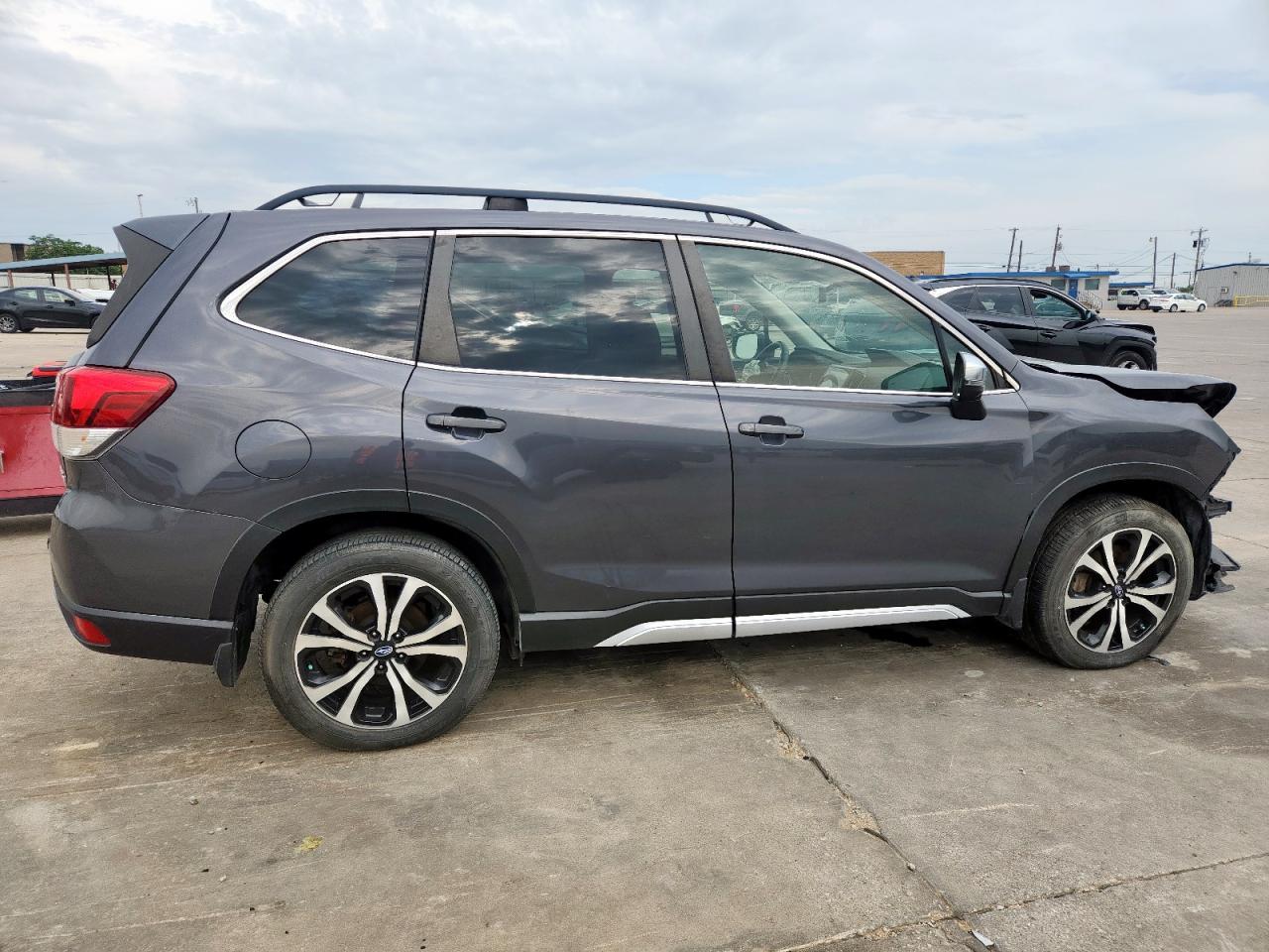 2021 SUBARU FORESTER