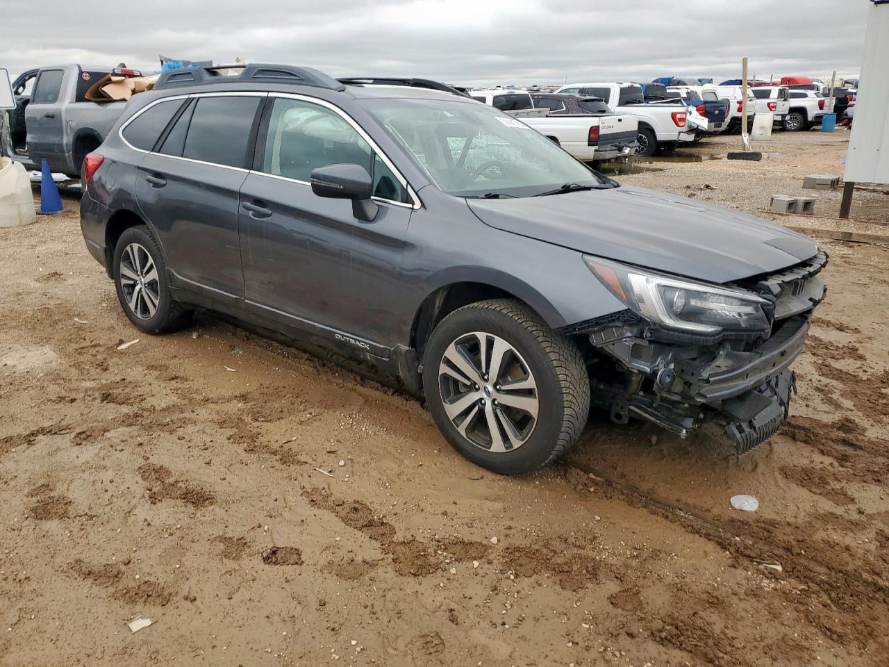 2018 SUBARU Outback
