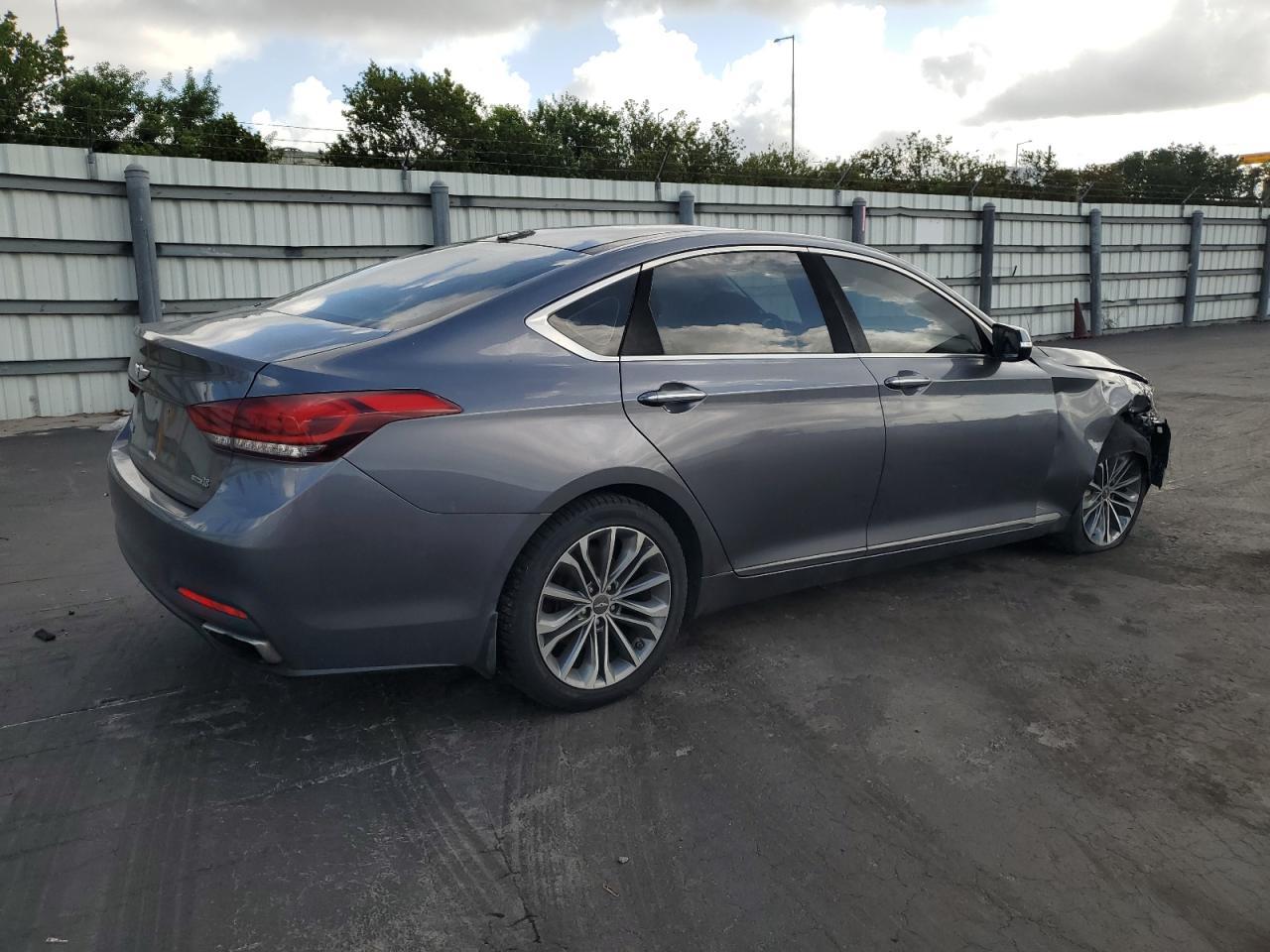 2015 HYUNDAI GENESIS