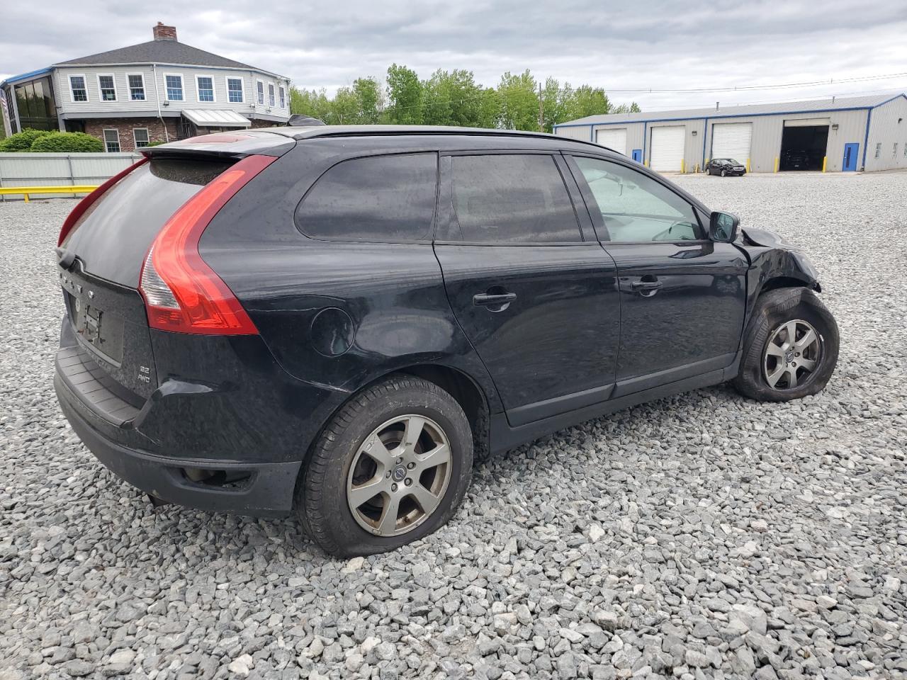 2010 VOLVO XC60
