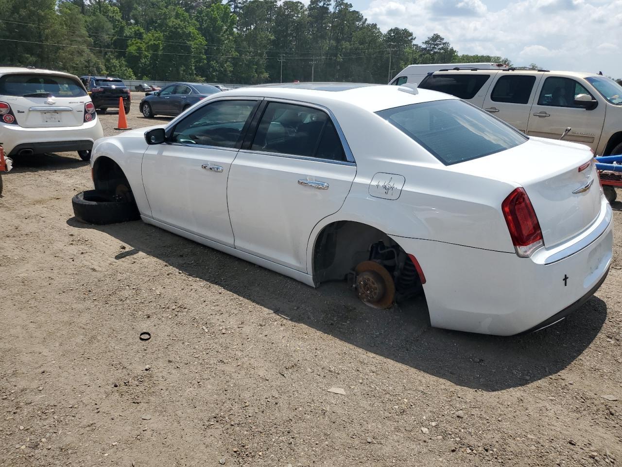 2016 CHRYSLER 300
