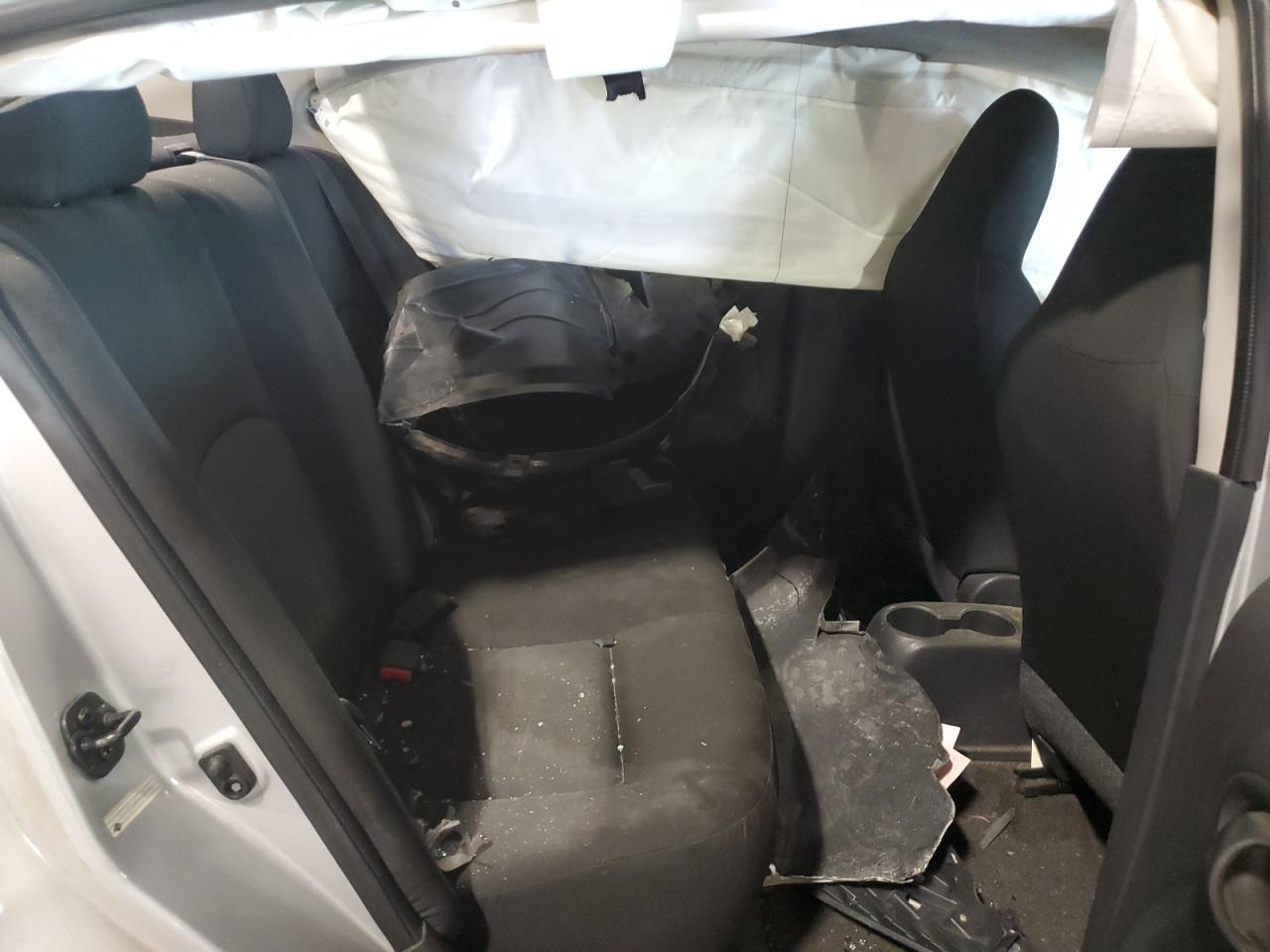 2017 NISSAN VERSA