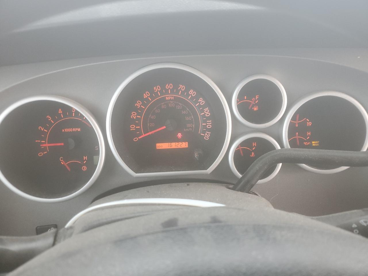2011 TOYOTA TUNDRA