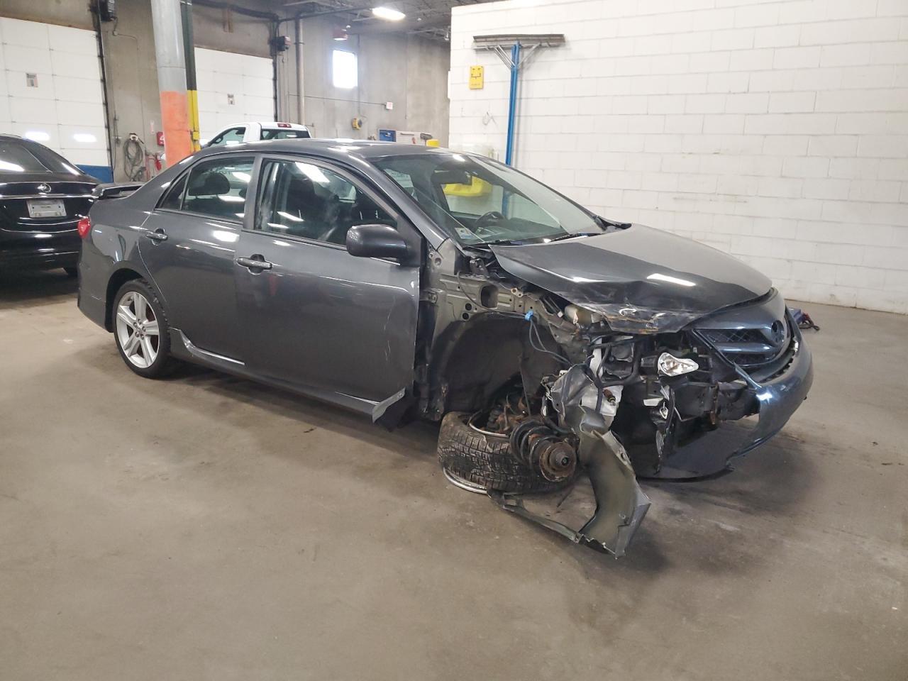 2013 TOYOTA COROLLA