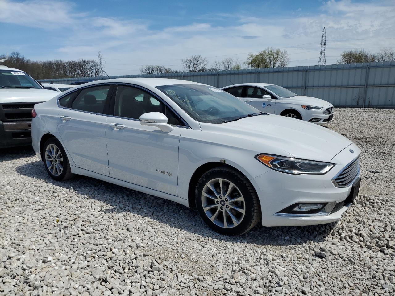 2017 FORD FUSION