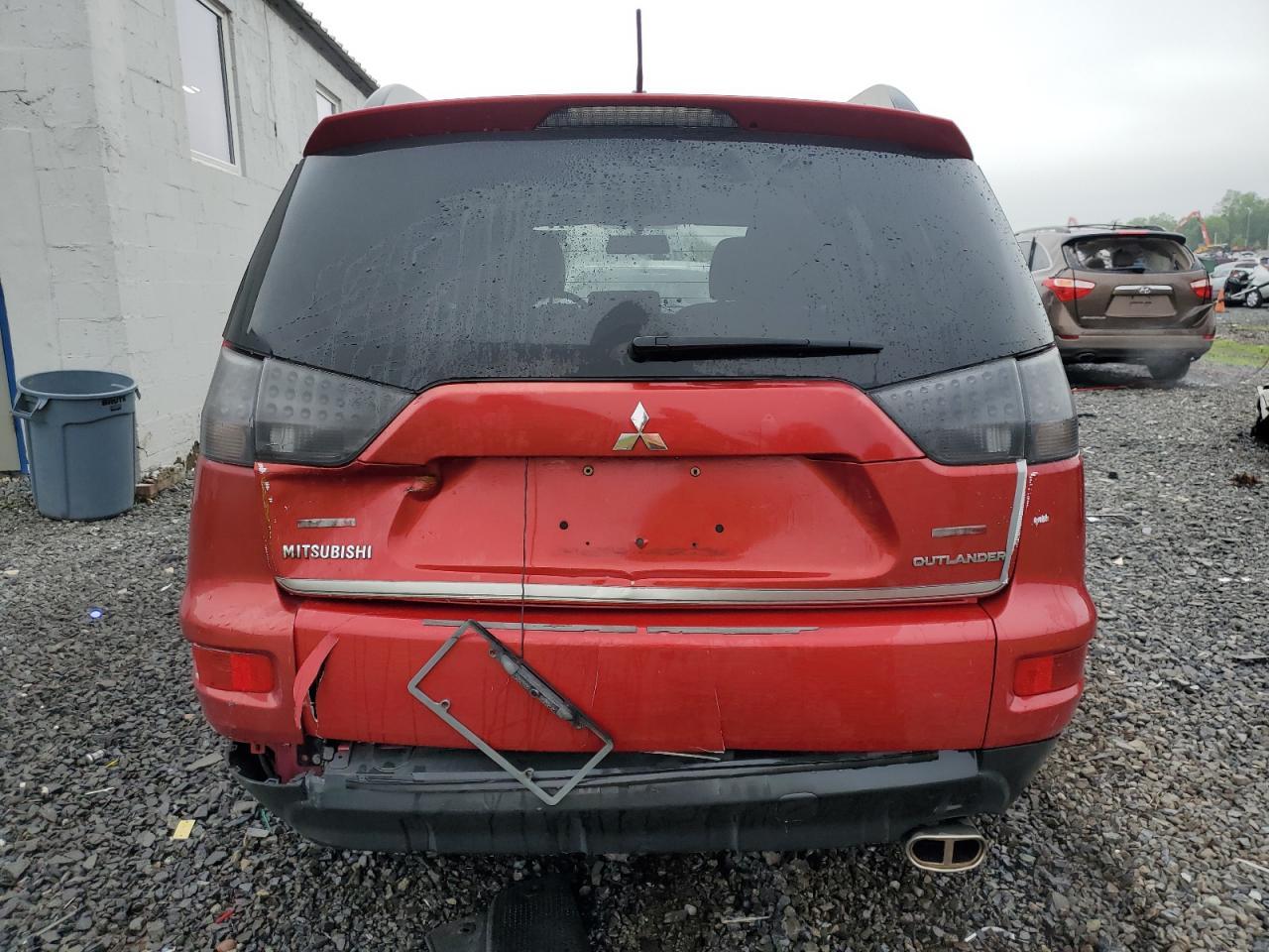 2011 MITSUBISHI outlander