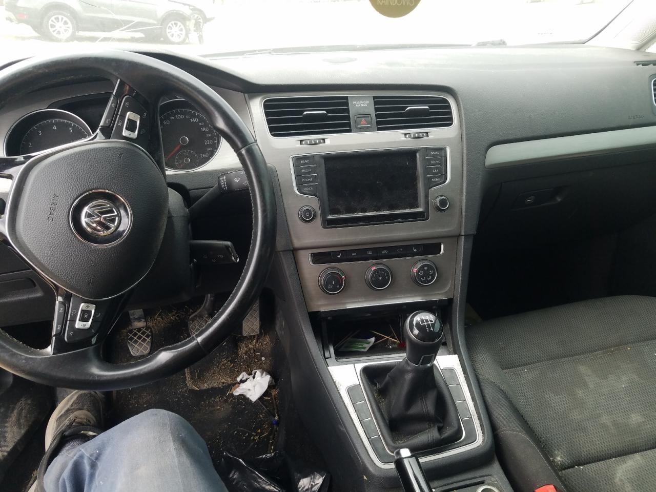 2016 VOLKSWAGEN GOLF