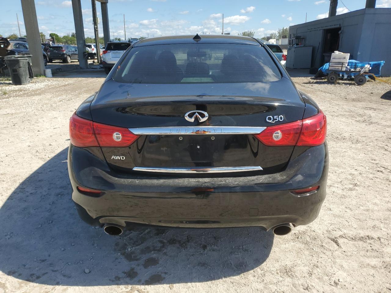 2014 INFINITI Q50