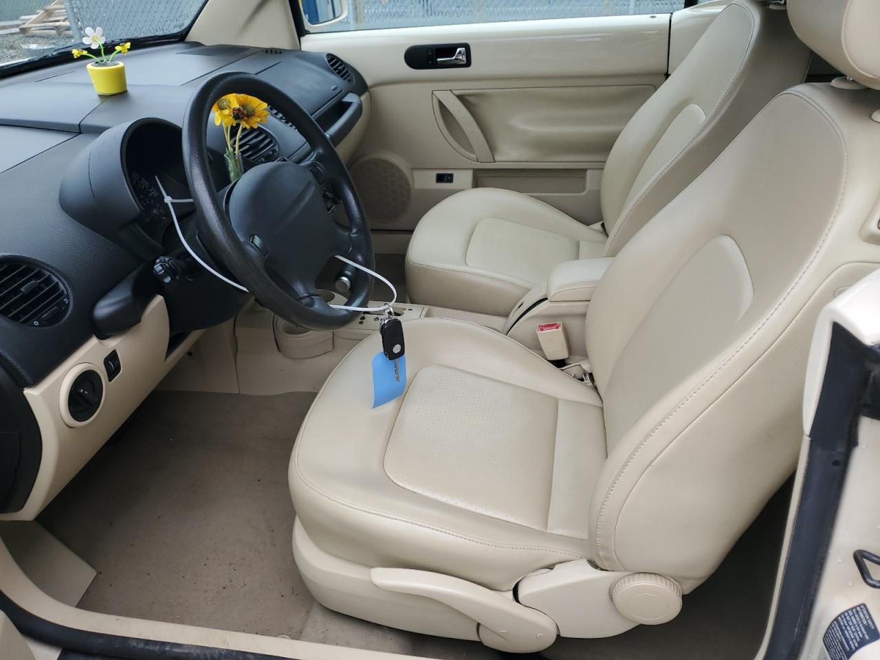 2005 VOLKSWAGEN Beetle