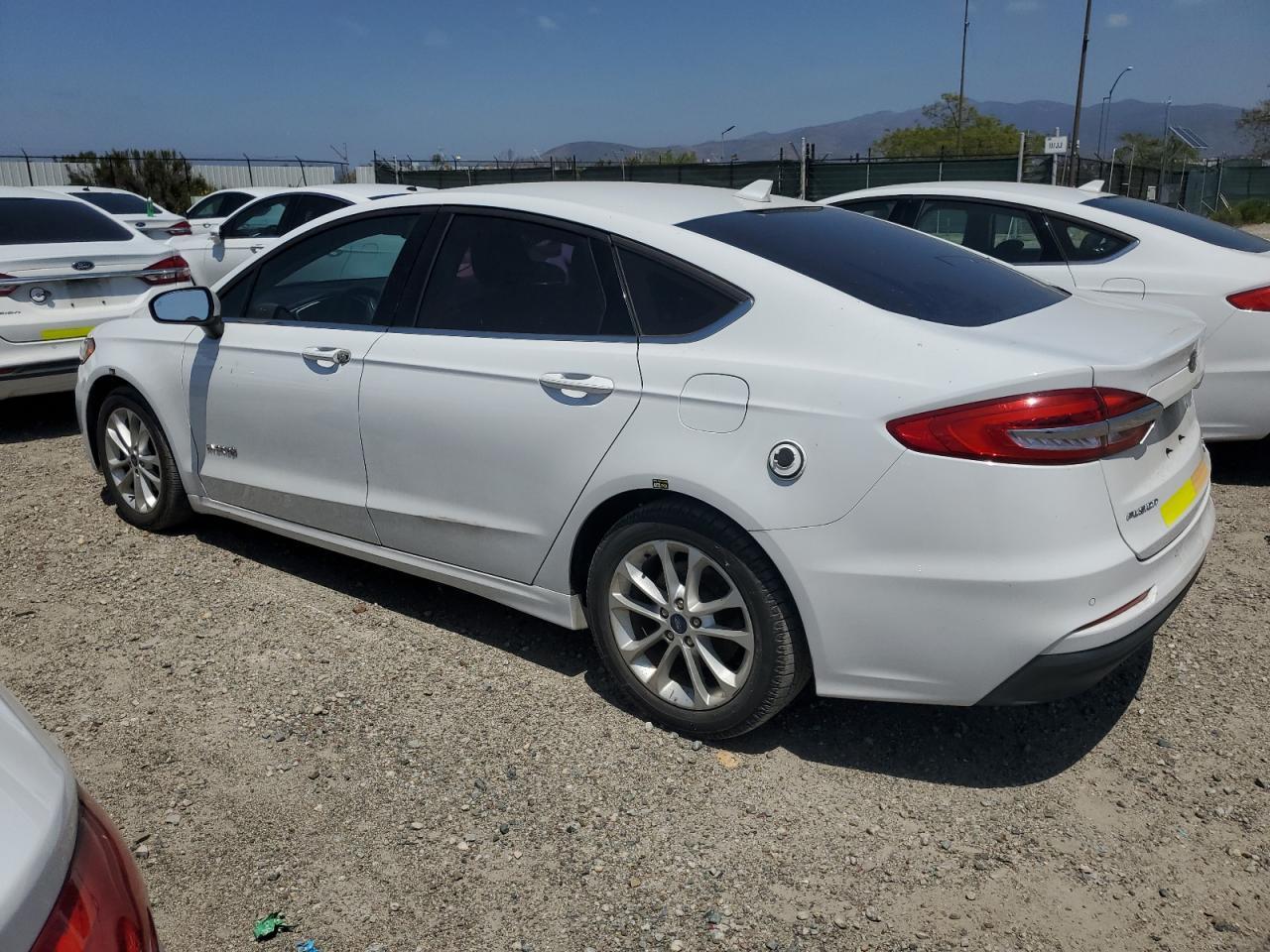 2019 FORD FUSION
